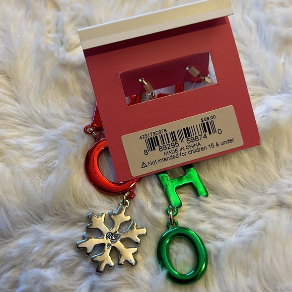 Betsey Johnson Christmas Mismatch Earrings - Picture 6 of 6